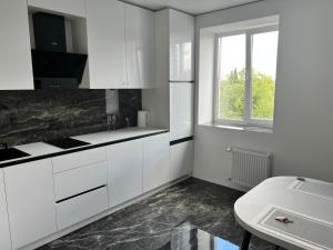 Віп апартаменти в районі автовокзалу,парковка,автономне опалення