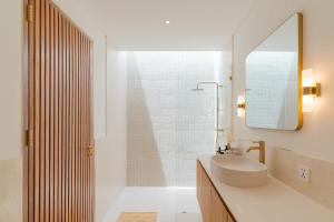 Stylish 3BR Villa - Walk to Pererenan Beach