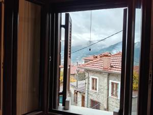 Metsovo Fireplace Retreat I