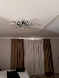 MorningMist Boutique 27 Dawie de Villiers Room 3