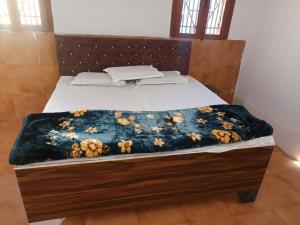 Astha veg restaurant or guesthouse