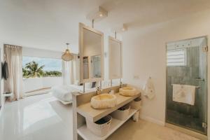 Villa MAEVA is your perfect beachfront escape