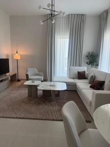 Elegant 1BR Yas Island with Theme Park Views & Exclusive Yas Park Offers