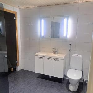 Northern Sauna apartment with heated Garage