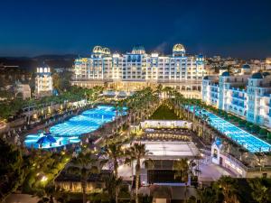 Rubi Platinum Spa Resort & Suites