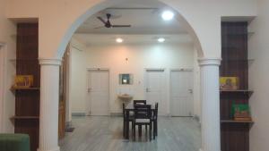 Green and Serene - Whole Villa - Home stay only