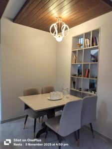 BachavatS Villa Family Guest House