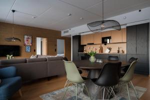 Le Chalet Lingonberry D23 Ski-in Ski-out by Aavalevi