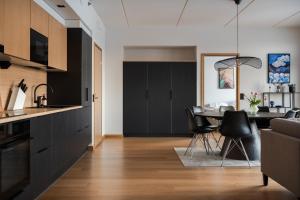 Le Chalet Lingonberry D23 Ski-in Ski-out by Aavalevi