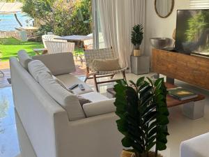 Villa MAEVA is your perfect beachfront escape