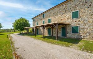 Gorgeous Apartment In Loiano With Wifi