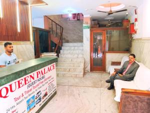 Hotel Queen Palace Guest House