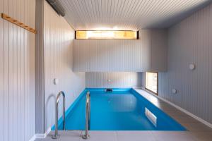 Chalet La Tanière 14 Pers - piscine chauffée et sauna - Vars Saint Marcellin