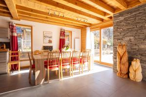 Chalet La Tanière 14 Pers - piscine chauffée et sauna - Vars Saint Marcellin