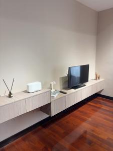 Cozy Suite in Bandar Sunway with Cuckoo Water Filter
