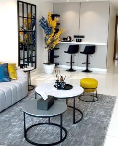 شقة فندقية مطله على البحر Hotel apartment with sea view