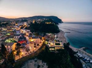Villetta con giardino e posto auto a Numana