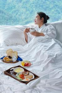 DeLaMont Sapa Hotel - Hill Serenity Retreat