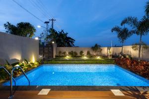 Villa Amber by StayJade Private Pool Garden2BHK