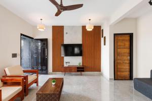 Villa Amber by StayJade Garden Private Pool2BHK