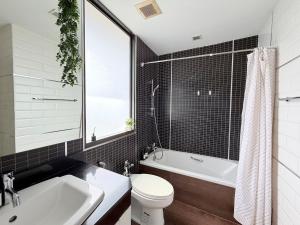 Cozy, Spacious 2-Bedder with City, Park View, Near Nana BTS