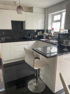 Cardiff 3Bed House-FreeParking-15MinWalkToStadium