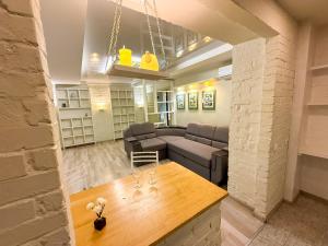 Kyiv Modern Apartment