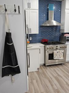 Fountain Square Dream Dwelling - Sleeps 8, Near Downtown, Stadiums & Nightlife