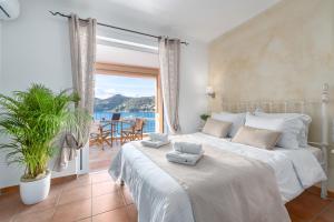 Niovi Seaview Apartments