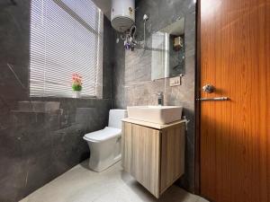 Hotel Lotus Arc NEAR IGI AIRPORT