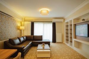 My Suit Residence
