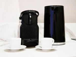 Design Apartment with Private Street Entrance