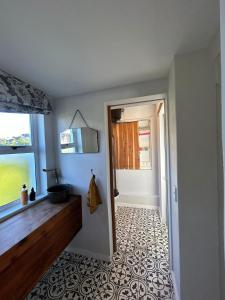 Quis Bad Moone Rising Lake View