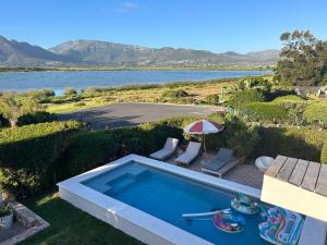 Quis Bad Moone Rising Lake View