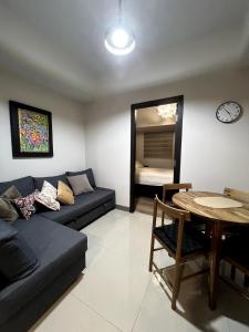 10L Luxe City Escape at Park Mckinley West