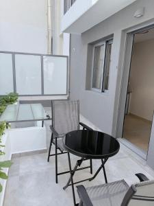 M&H and their friends A