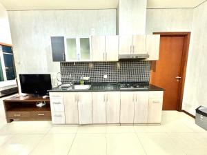 top view 2BR Near Mall Thamrin, SCBD Netflix