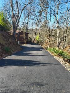 Lil Hideaway Cabin with Peaceful Mountain Scenery!