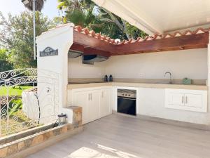 Avant Holidays San Agustin by CanaryScape - communal heated pool