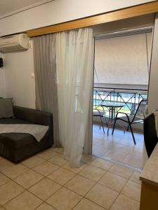 Goudi Athenian 4th floor Apartment