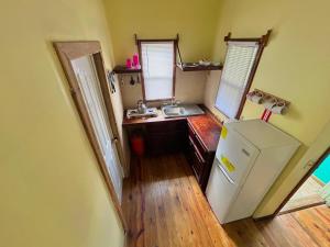 Roatan Backpackers Hostel