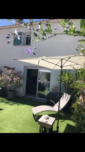 VILLA COSY avec PISCINE ET SPA EN BORD DE MER