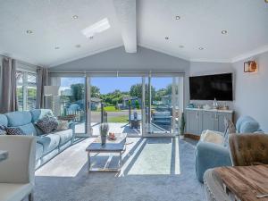 36 At The Sanctuary - Uk50278