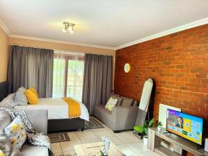 Apartment of Convenience-In the heart of Midrand