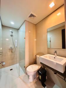 101 Newport Contemporary Studio near NAIA Terminal 3