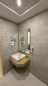 Sky Star Hotel free shuttle to Hurghada City Center