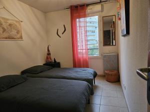 T3 Grande Terrasse, Métro Perrier