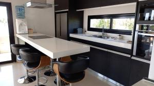 Casa a la Laguna BARRIO SAN SEBASTIAN AREA 10