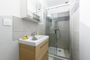 Le Petit Rochalais - Appartement cosy avec terrasse et parking