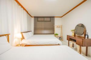 겨울특가 전포역 도보 4분 퀸침대 4개